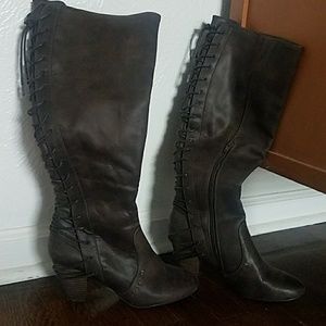 NWOT Free Bird look-a-like lace up boots